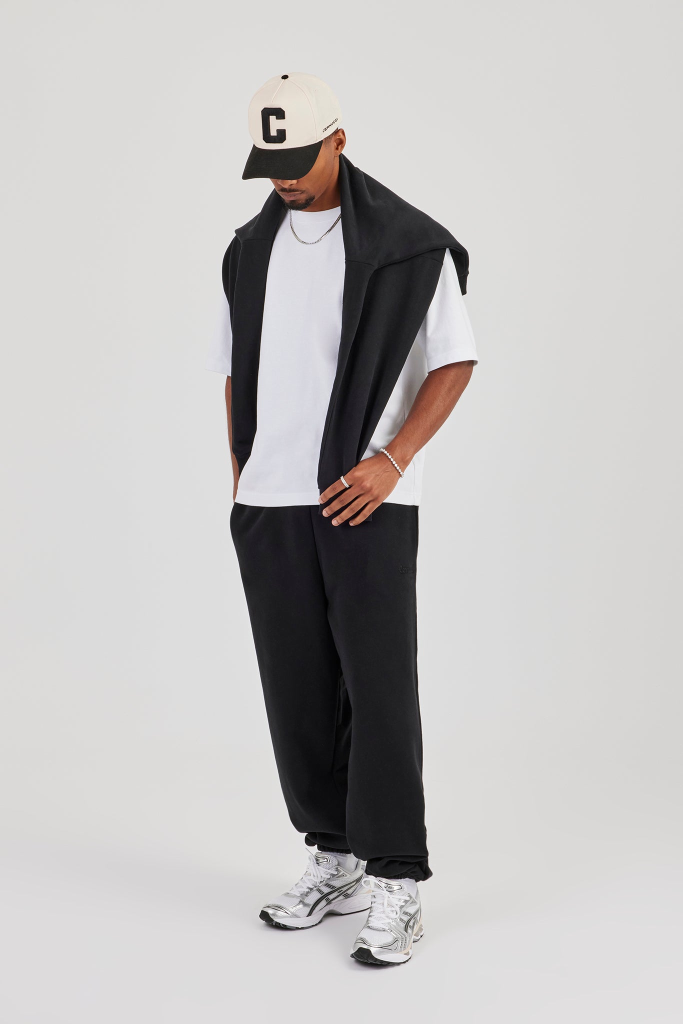 Mens Cuffed Jogger - Black