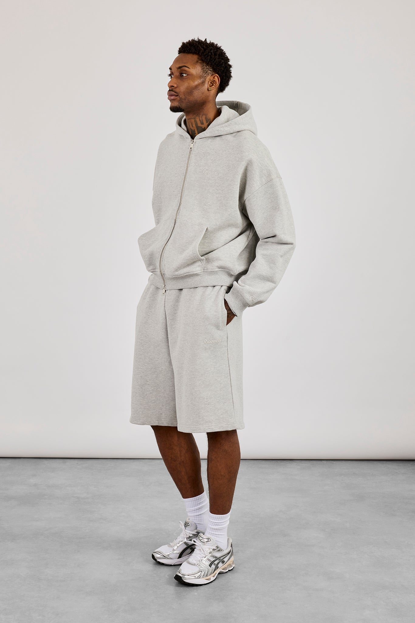 Bestickter Jersey-Jort – Grau meliert