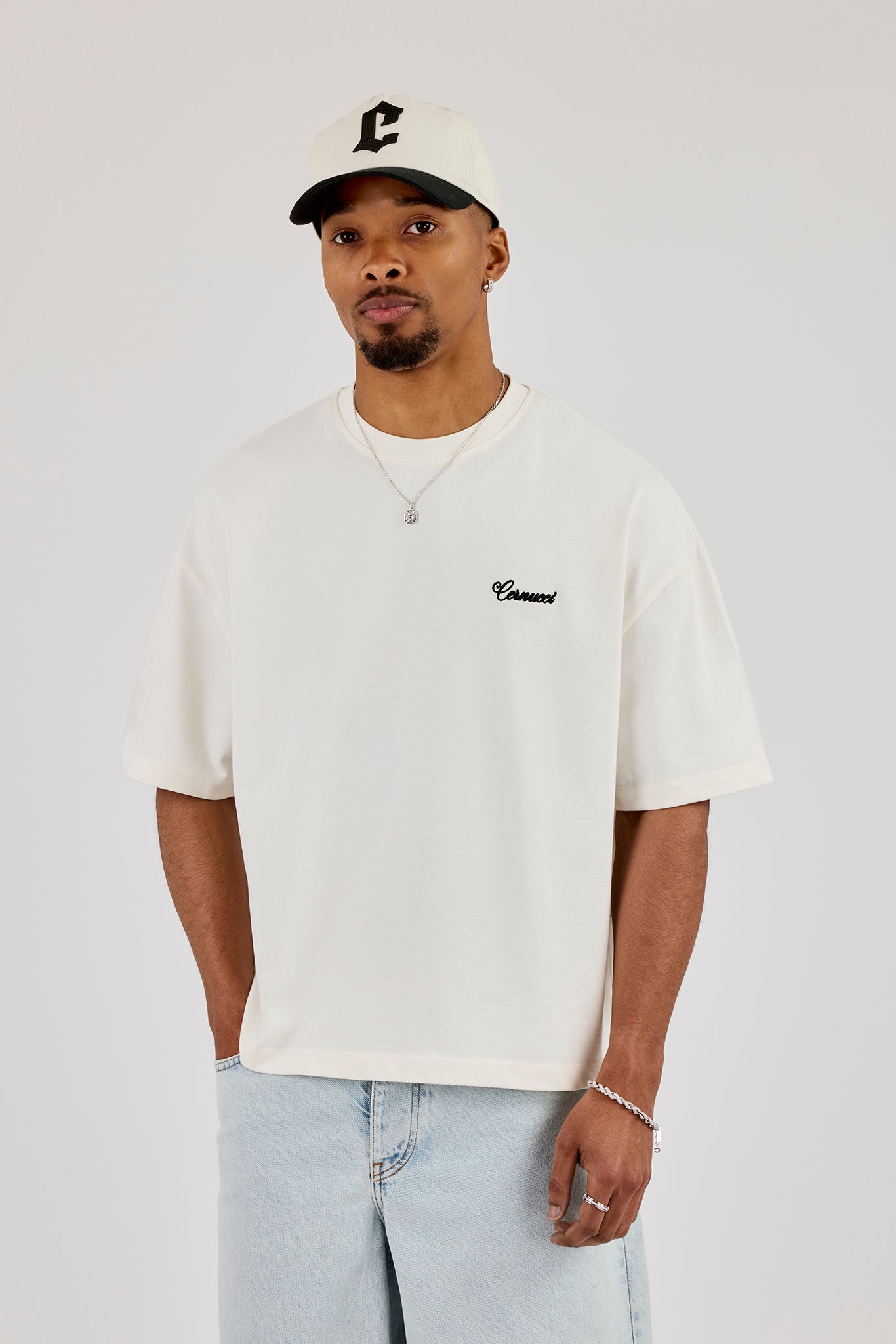 Cernucci Diamonds Embroidered Boxy T-Shirt - Off White