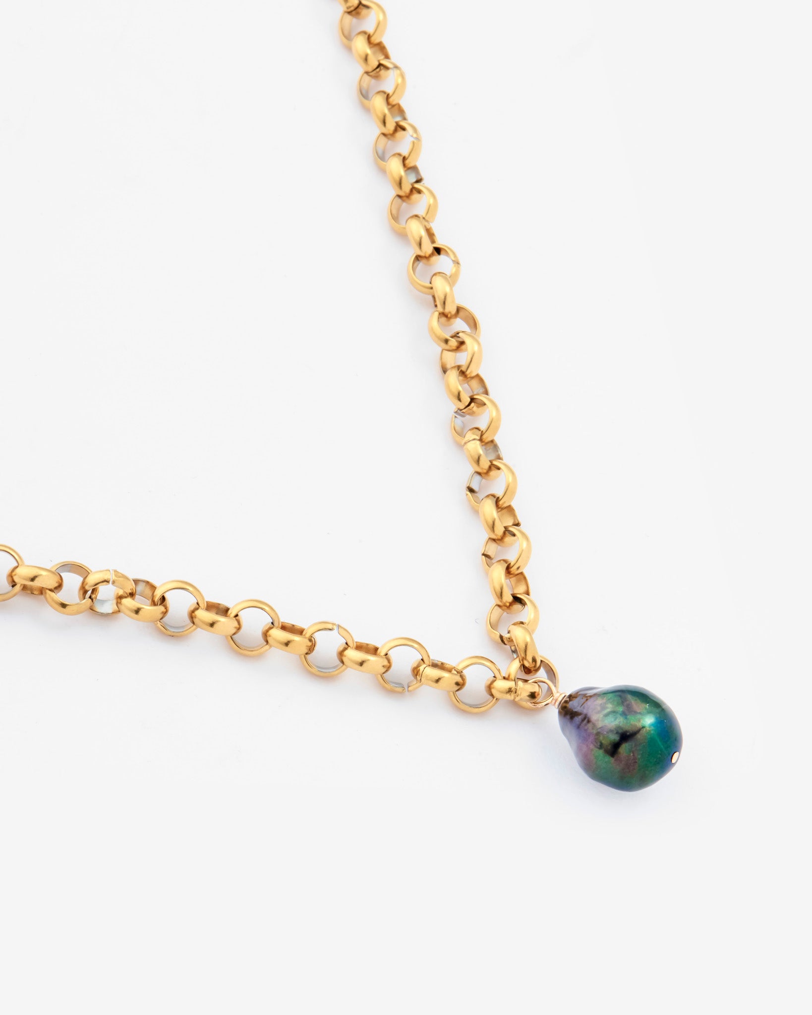 Black Pearl Chain Necklace - Gold