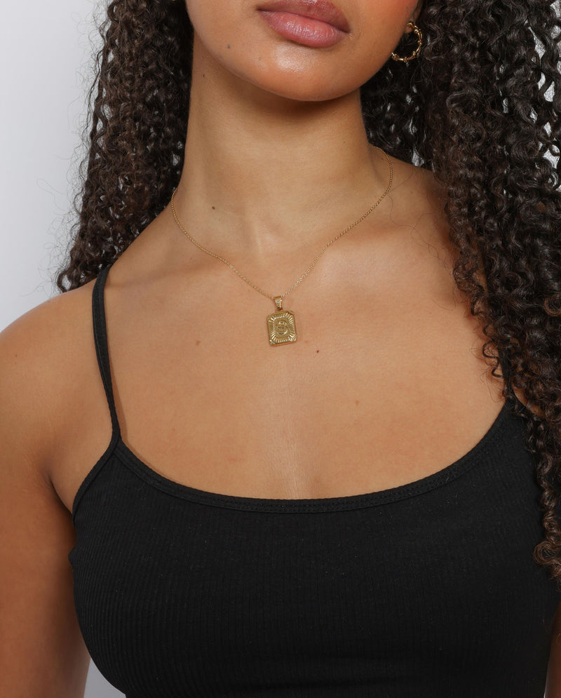 Vintage Inspired Initial Rectangle Pendant S - Gold