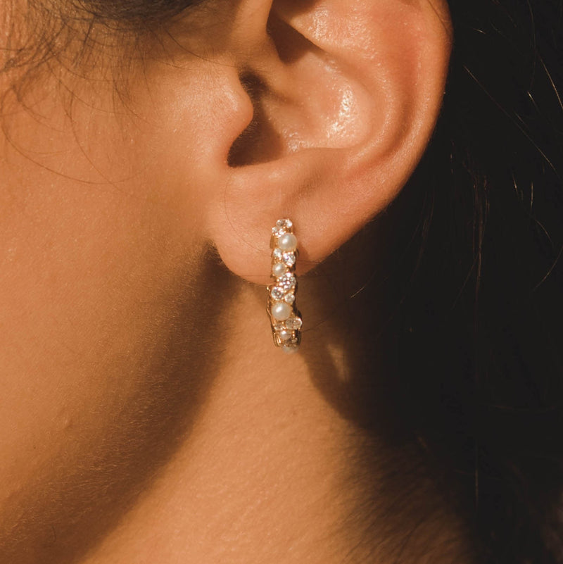 Pearl Hoop Earrings - Gold - Cernucci